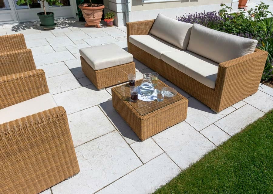 Terrace Levante Crema fine gray