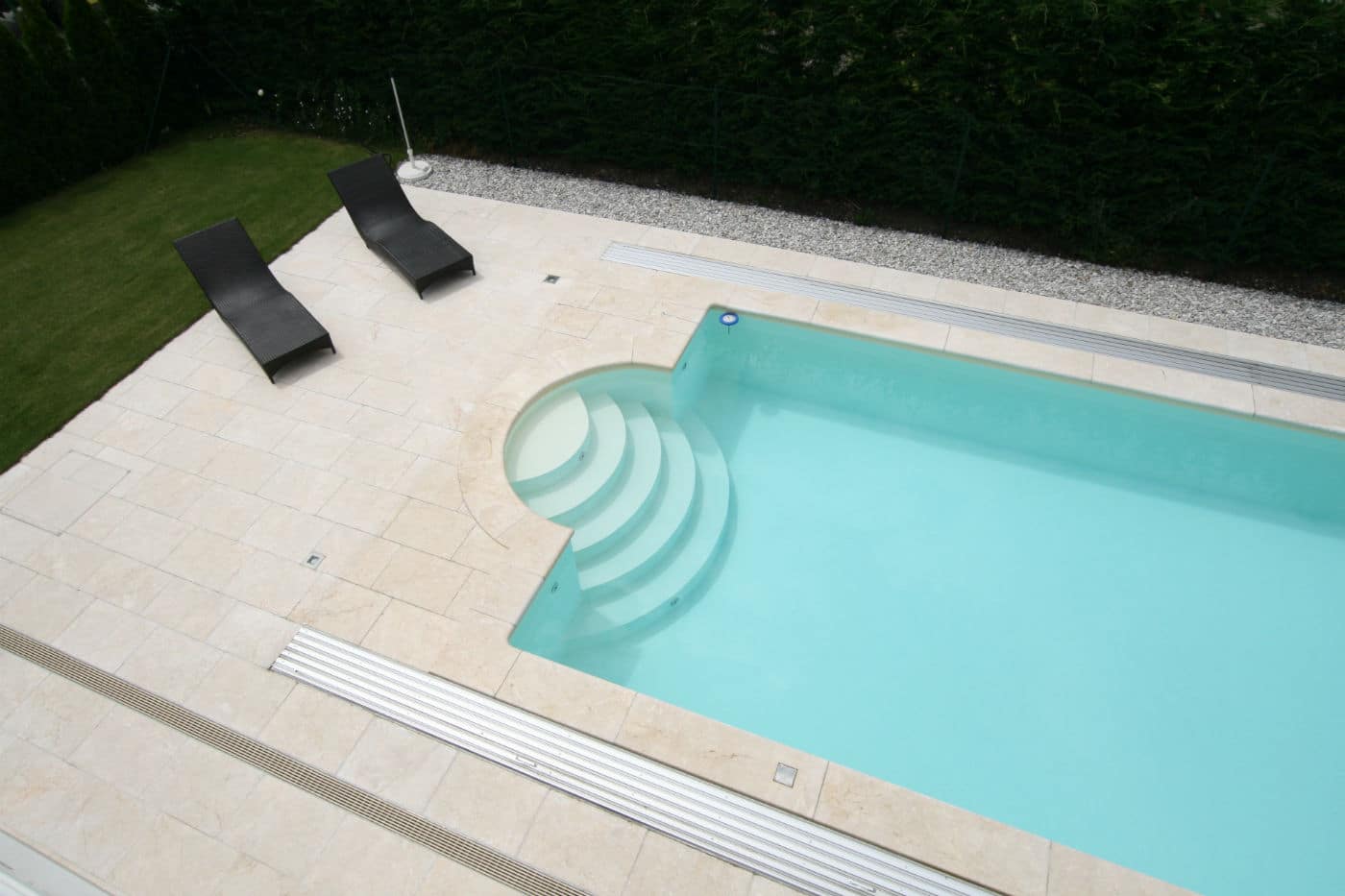 Natural stone Hard limestone Levante Crema Terrace with pool