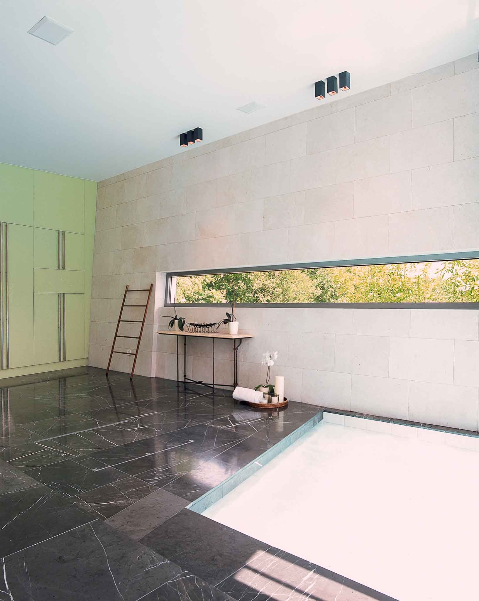 Avant-garde villa with natural stone floor made of limestone-3