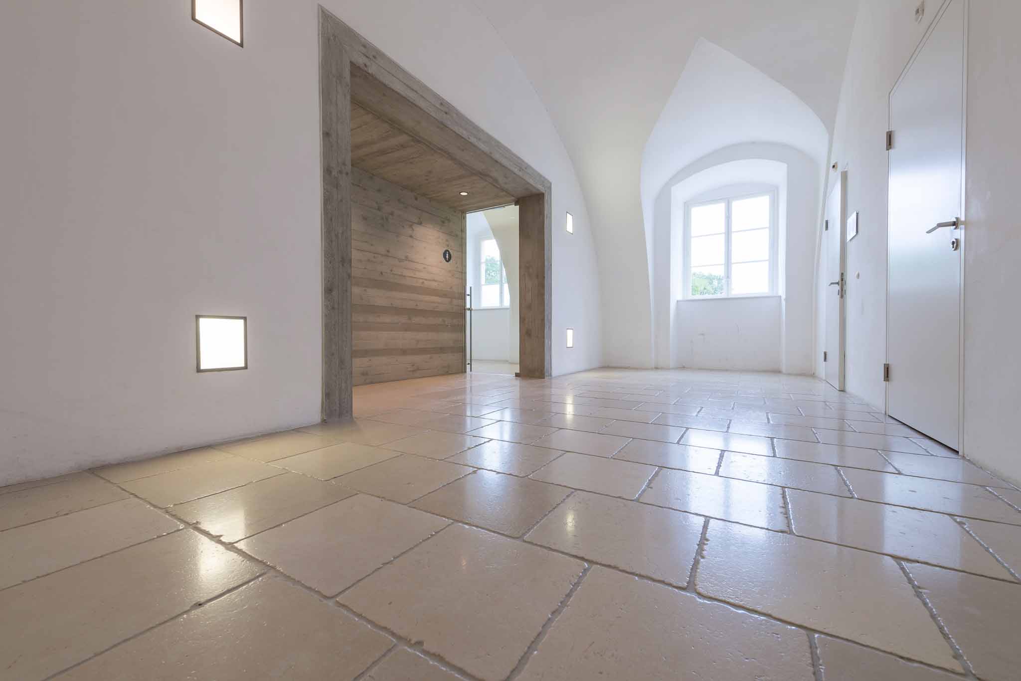 Kalkstein Castello Beige Antik-02 Kalkstein Castello Beige Antik-02