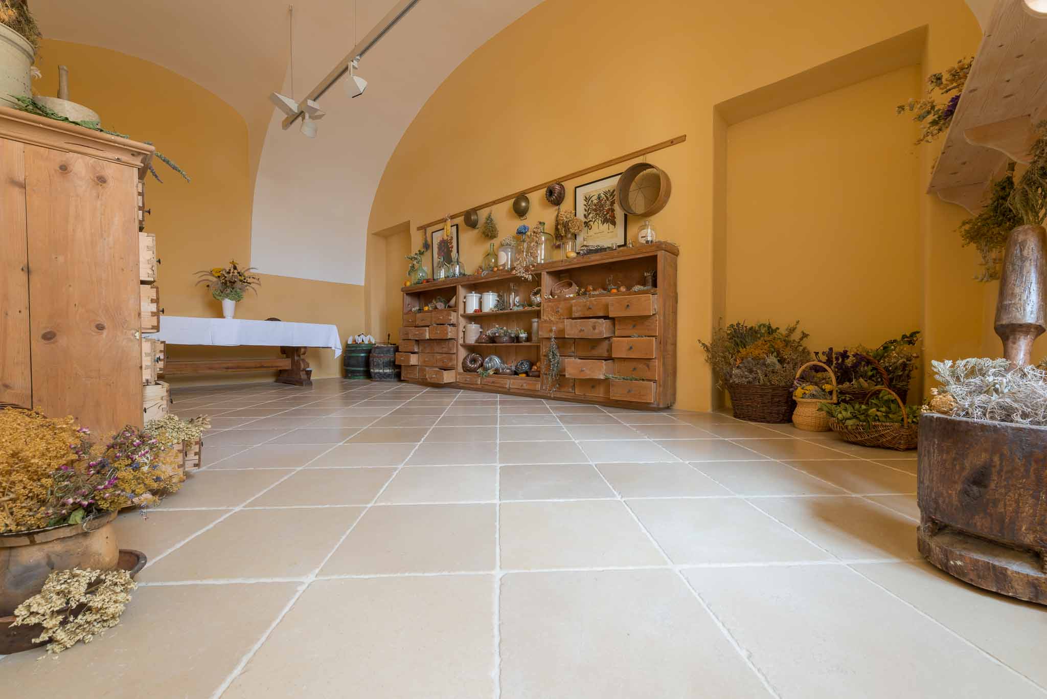Kalkstein Castello Beige Antik-05 Kalkstein Castello Beige Antik-05