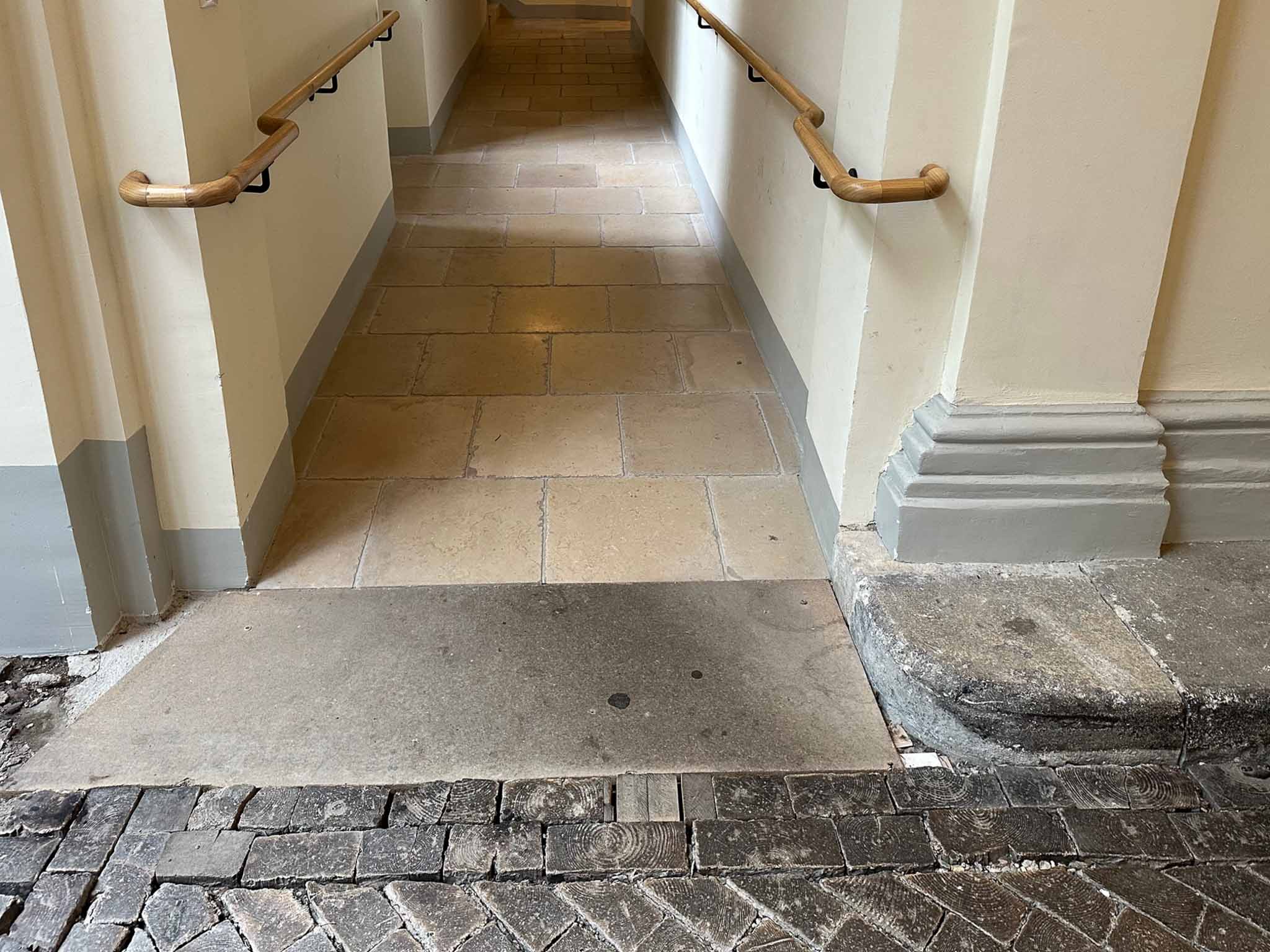 Kalkstein Castello Beige Antik-10 Kalkstein Castello Beige Antik-10