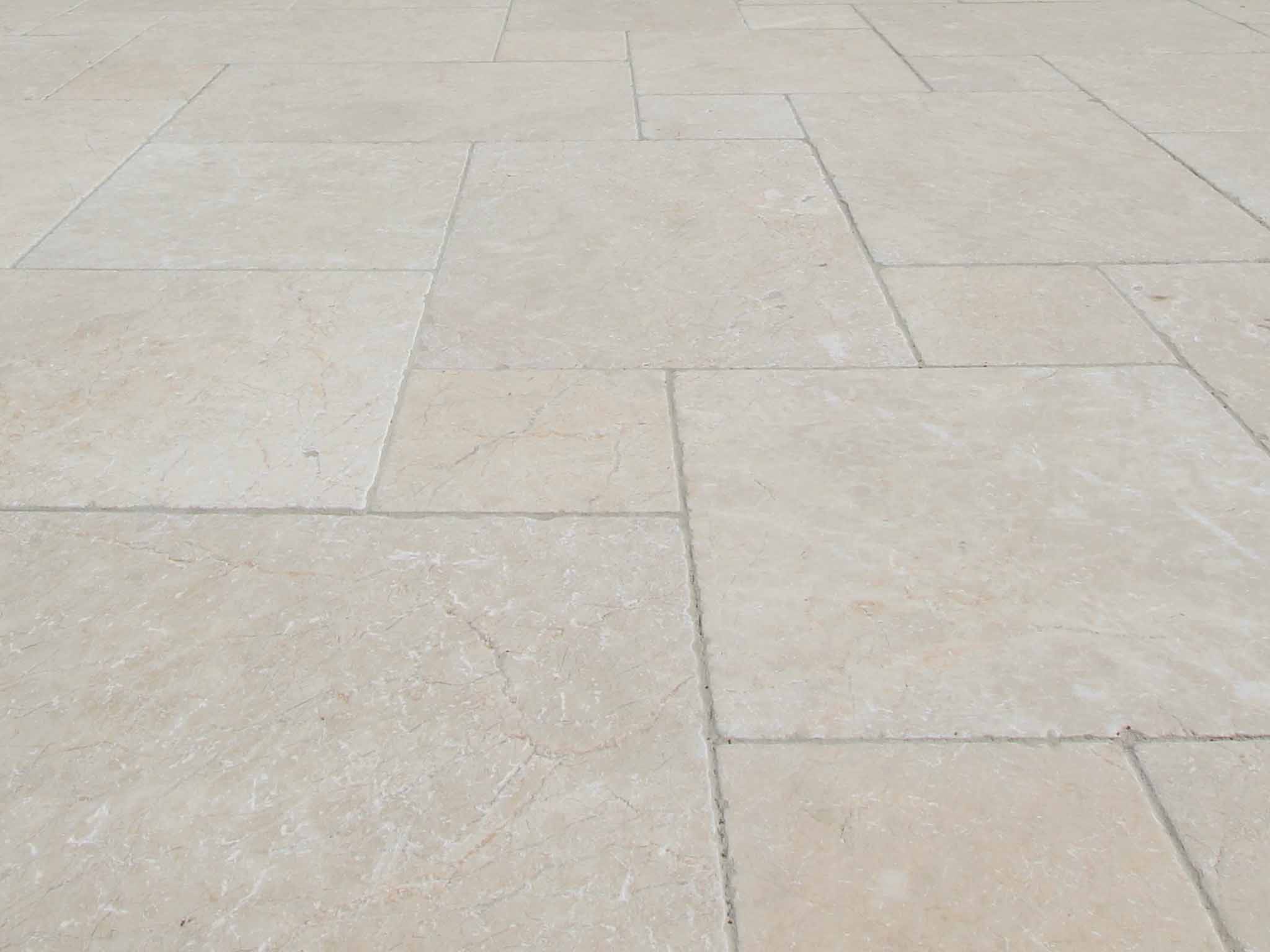 Levante Crema Antique-04 Limestone Levante Crema antique - interior