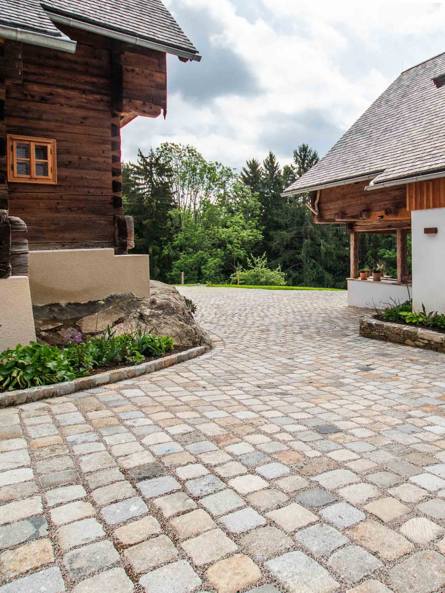 Granite paving G 37 PK historical surface-3 Granite paving G 37 PK historical surface-3