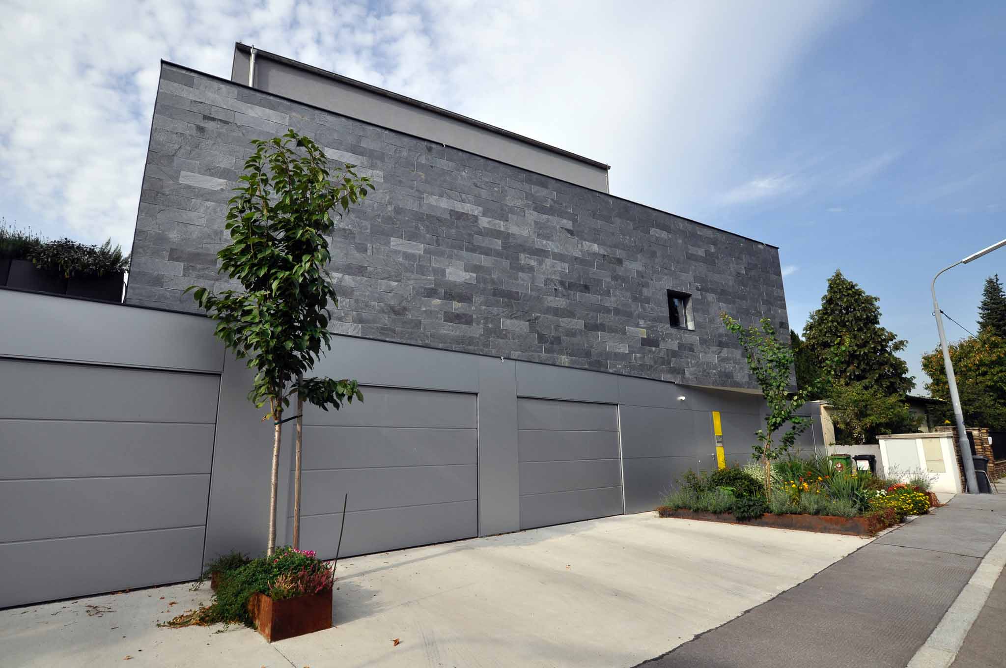Quartzite Q53 natural stone wall facing-3