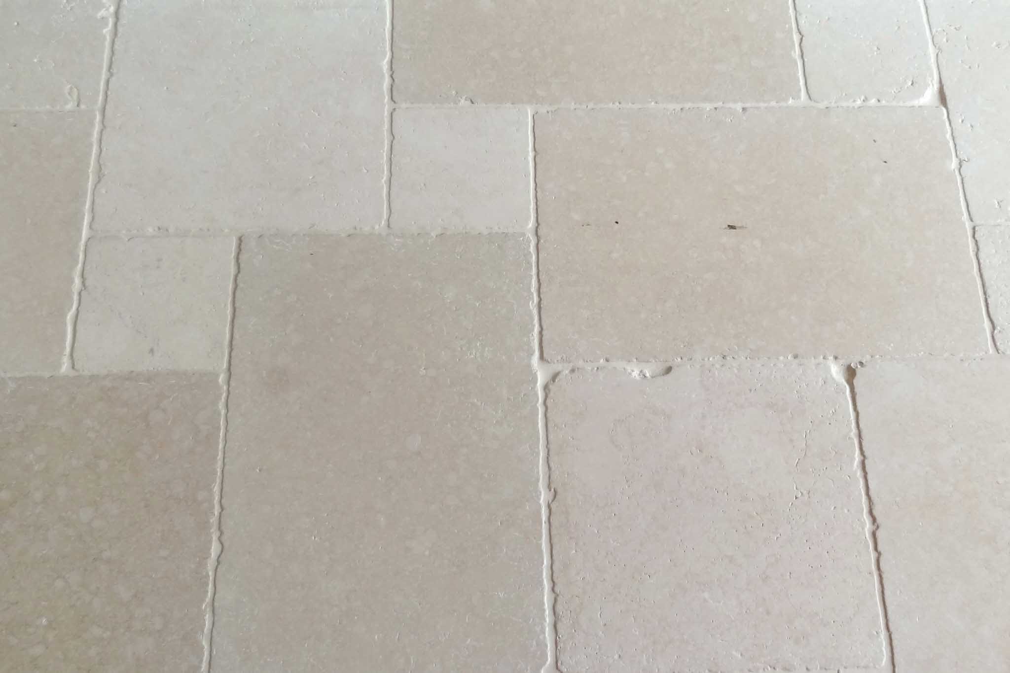 Limestone K 642 HL antique-1 Limestone K 642 HL antique