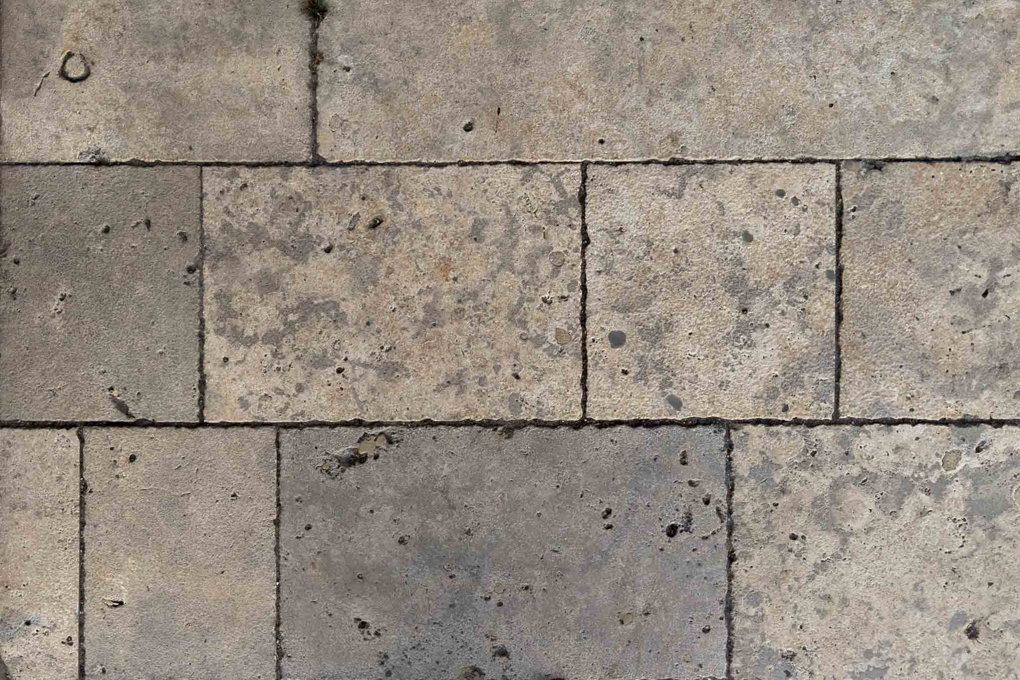 32682/02 Dolomite natural stone patio slabs