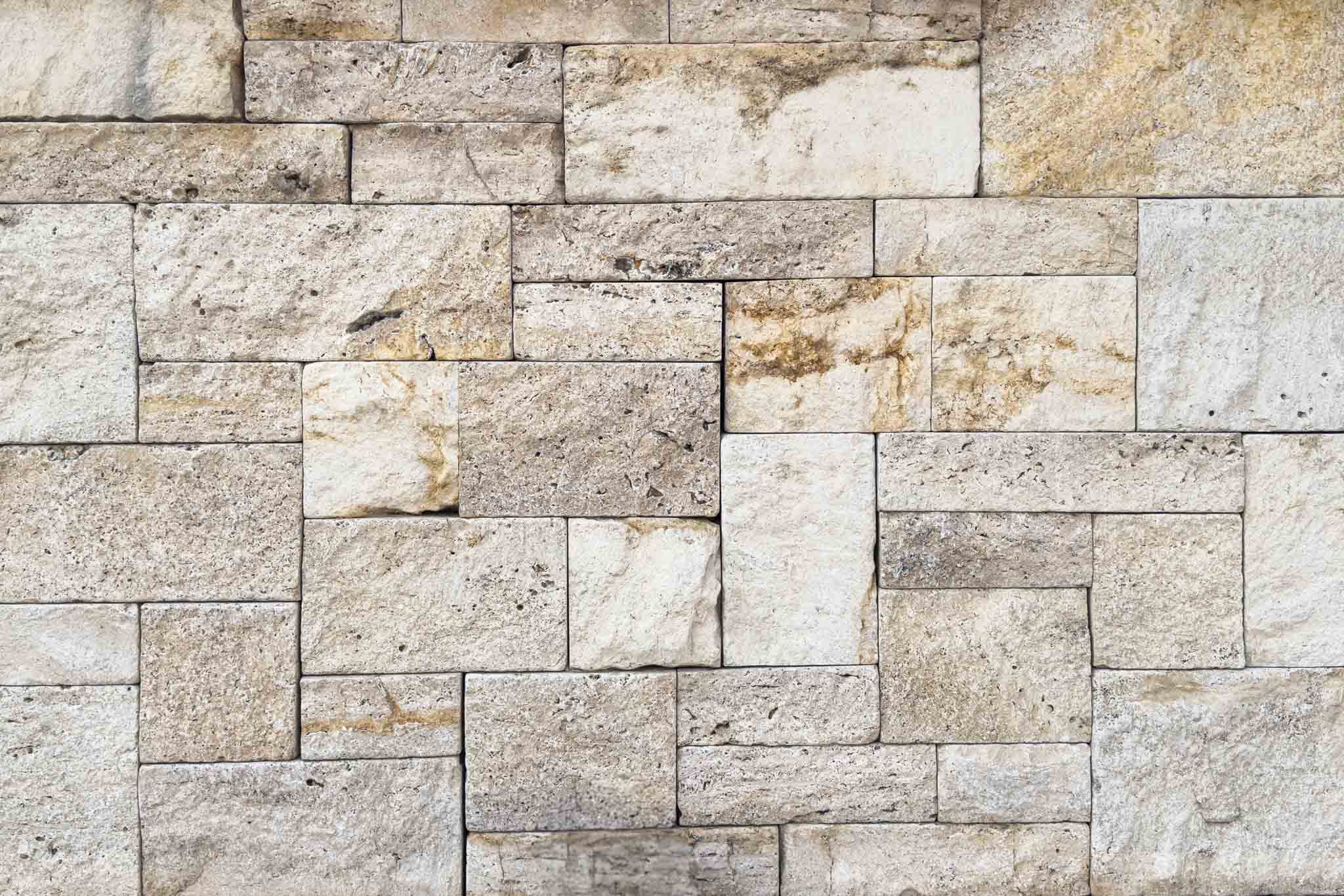 Travertin Naturstein Systemmauer